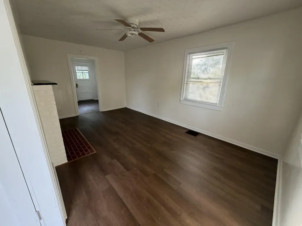 203 W Elm Street Nicholasville KY 40356