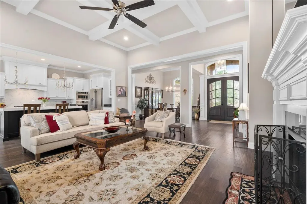 2428 Lorenzo Way Lexington KY 40509