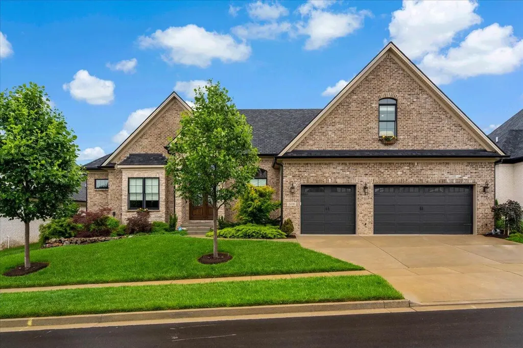 2428 Lorenzo Way Lexington KY 40509