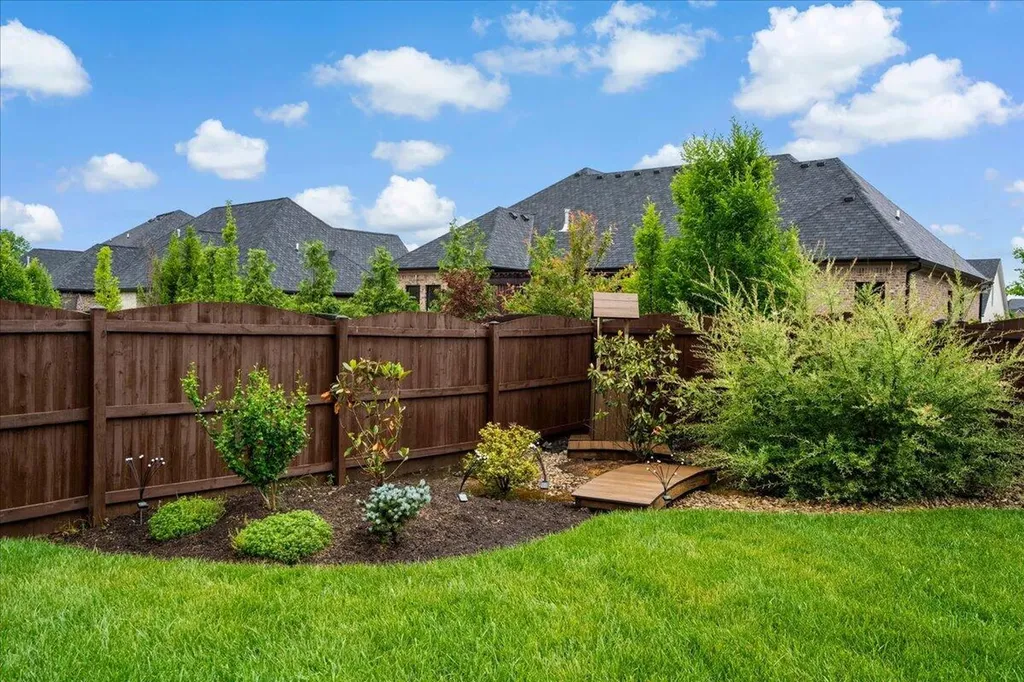 2428 Lorenzo Way Lexington KY 40509