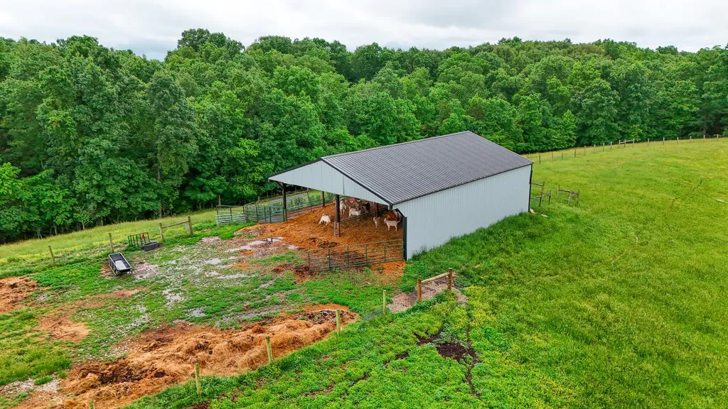 1121A Ashby Road Lawrenceburg KY 40342