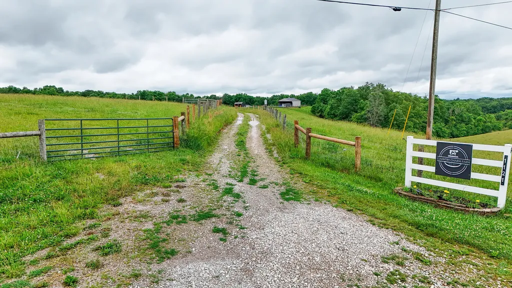 1121A Ashby Road Lawrenceburg KY 40342