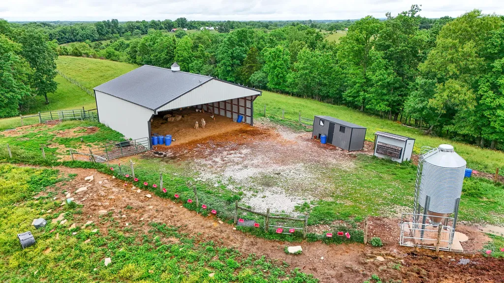 1121A Ashby Road Lawrenceburg KY 40342