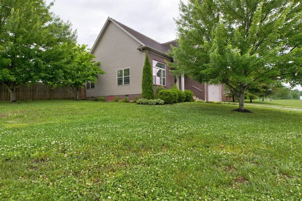 1005 Ashlyn Drive Mt Sterling KY 40353