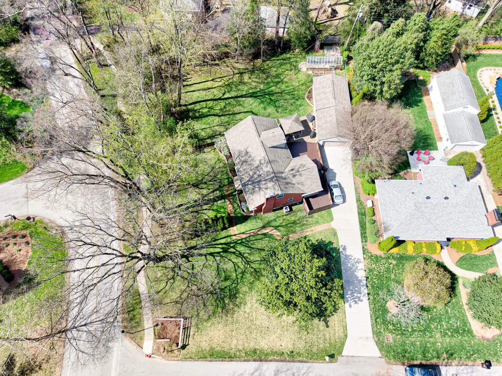 611 Rudy Lane Louisville KY 40207