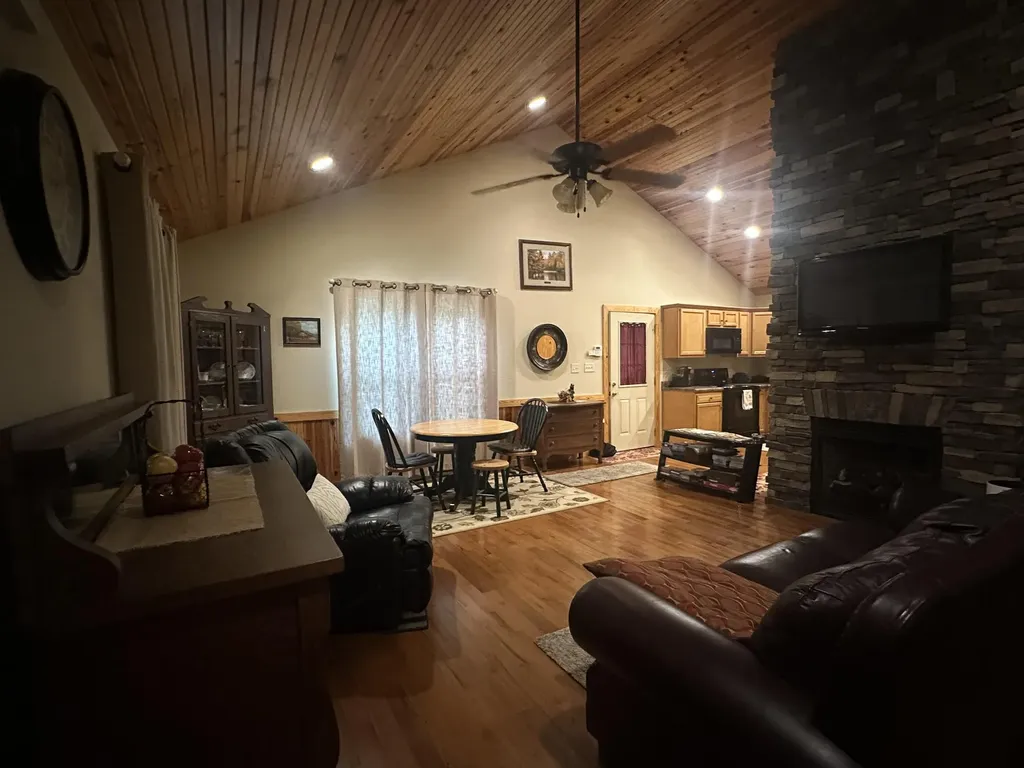 1150 Haynes Knob Road Somerset KY 42501