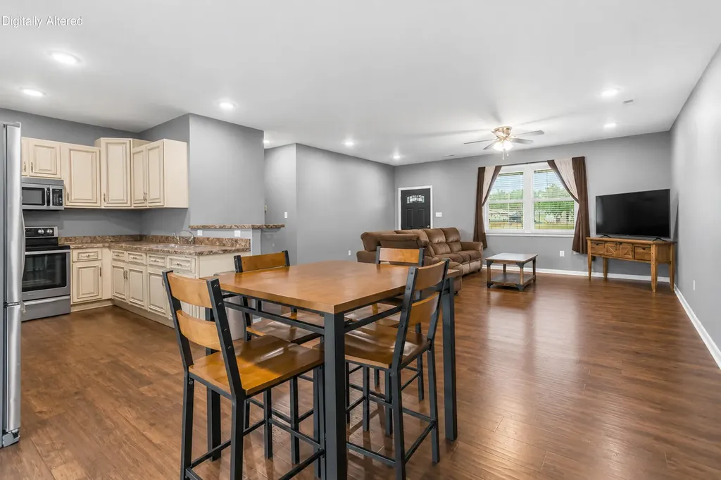 24 Brook Way Waynesburg KY 40489