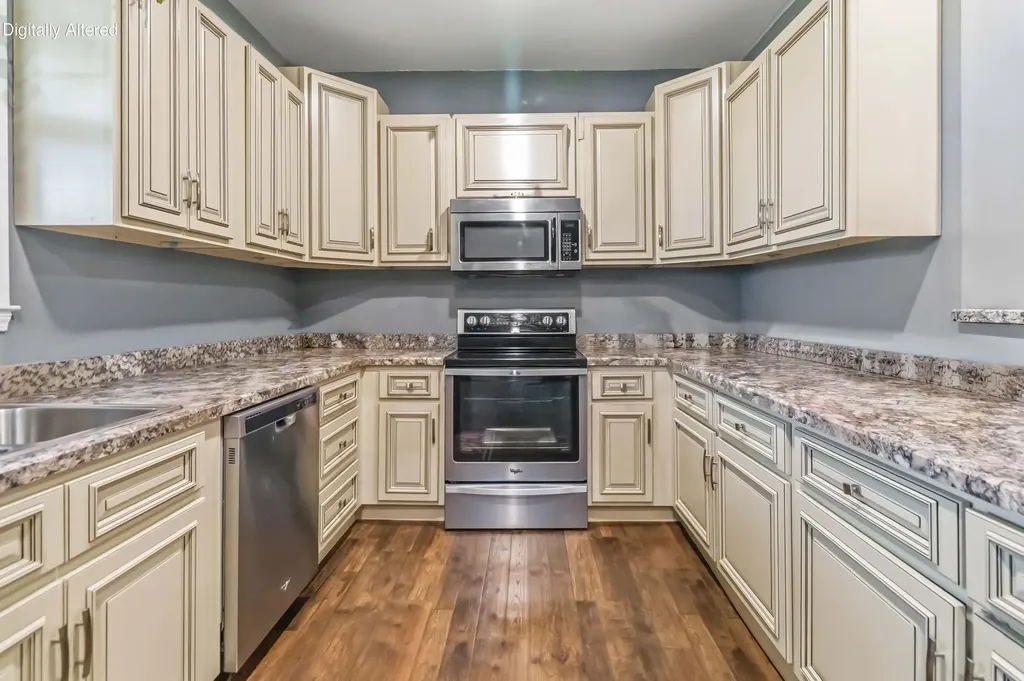 24 Brook Way Waynesburg KY 40489