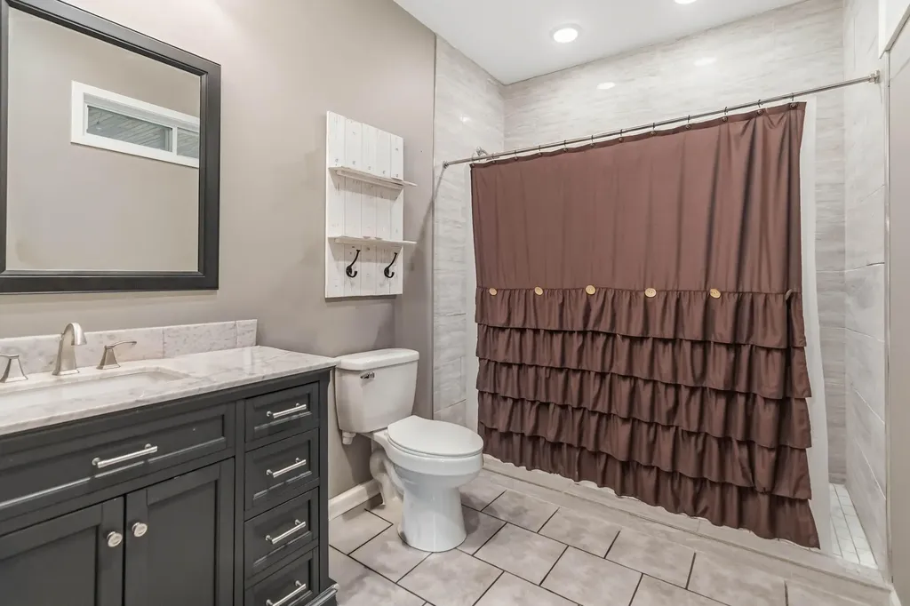 24 Brook Way Waynesburg KY 40489