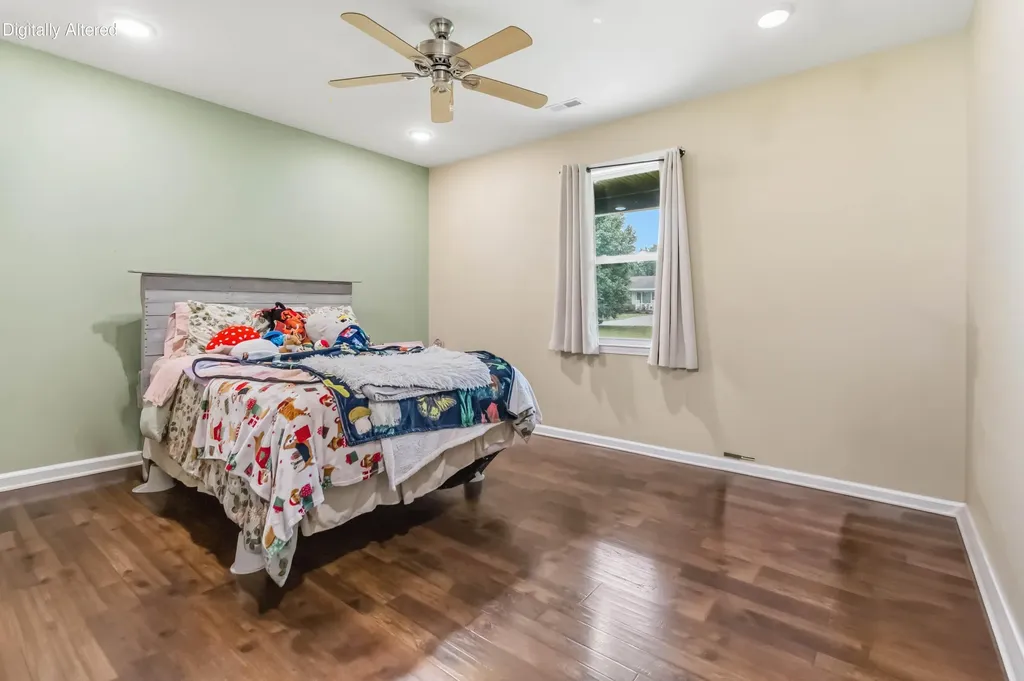 24 Brook Way Waynesburg KY 40489