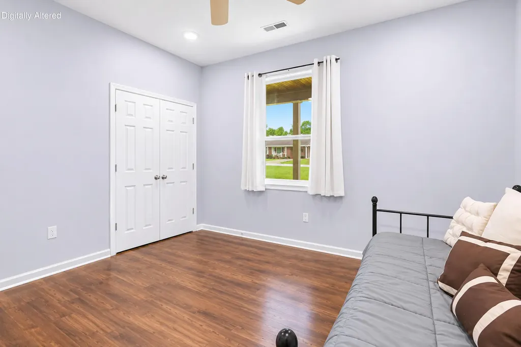 24 Brook Way Waynesburg KY 40489