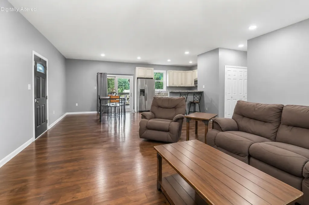 24 Brook Way Waynesburg KY 40489