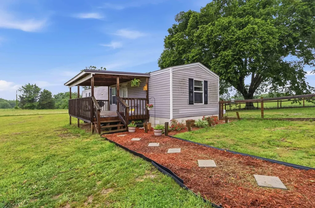 315 Warner Road Nancy KY 42544