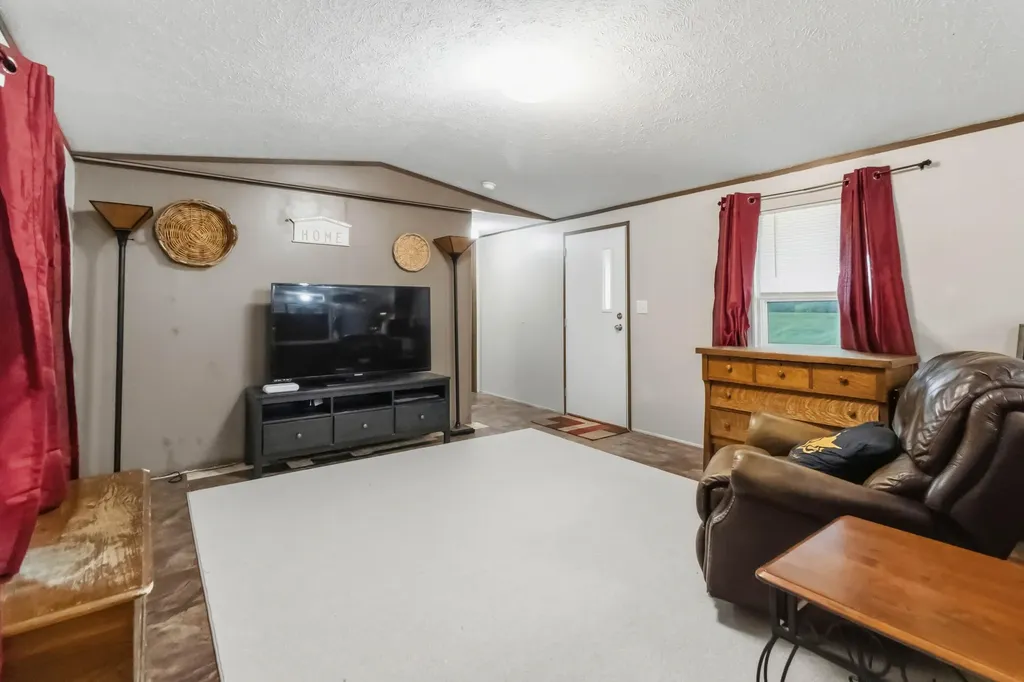 315 Warner Road Nancy KY 42544