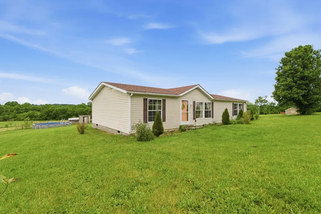 2138 W Kentucky 1842 Cynthiana KY 41031
