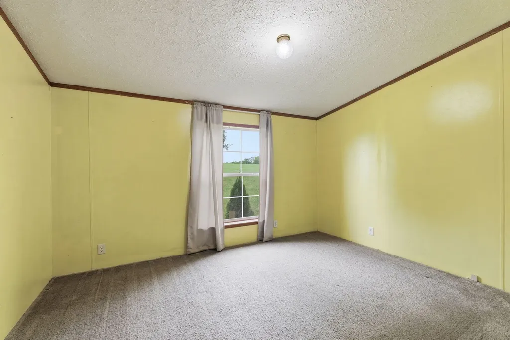 2138 W Kentucky 1842 Cynthiana KY 41031