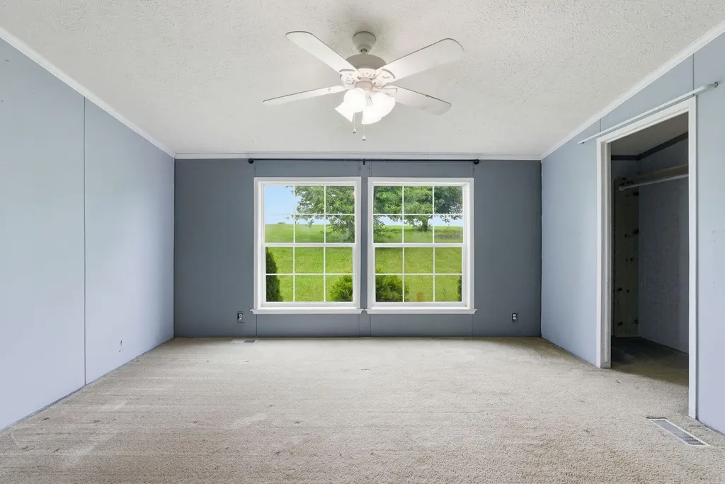 2138 W Kentucky 1842 Cynthiana KY 41031