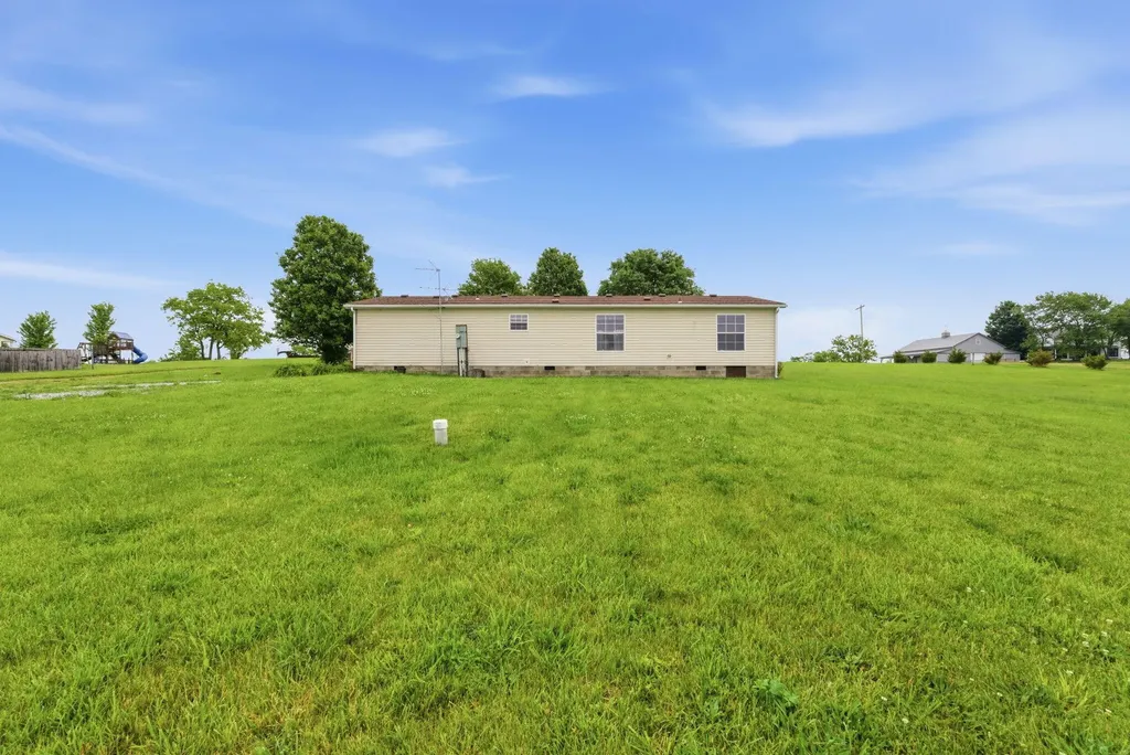 2138 W Kentucky 1842 Cynthiana KY 41031