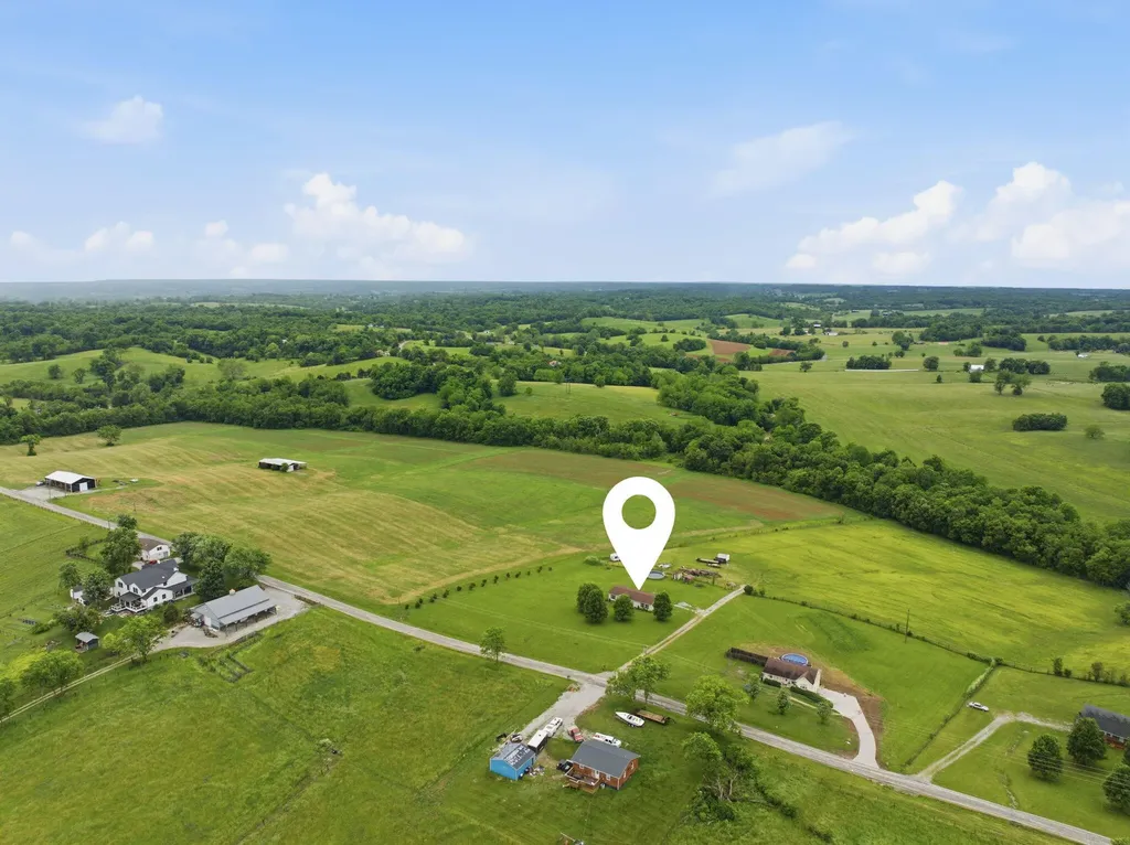 2138 W Kentucky 1842 Cynthiana KY 41031