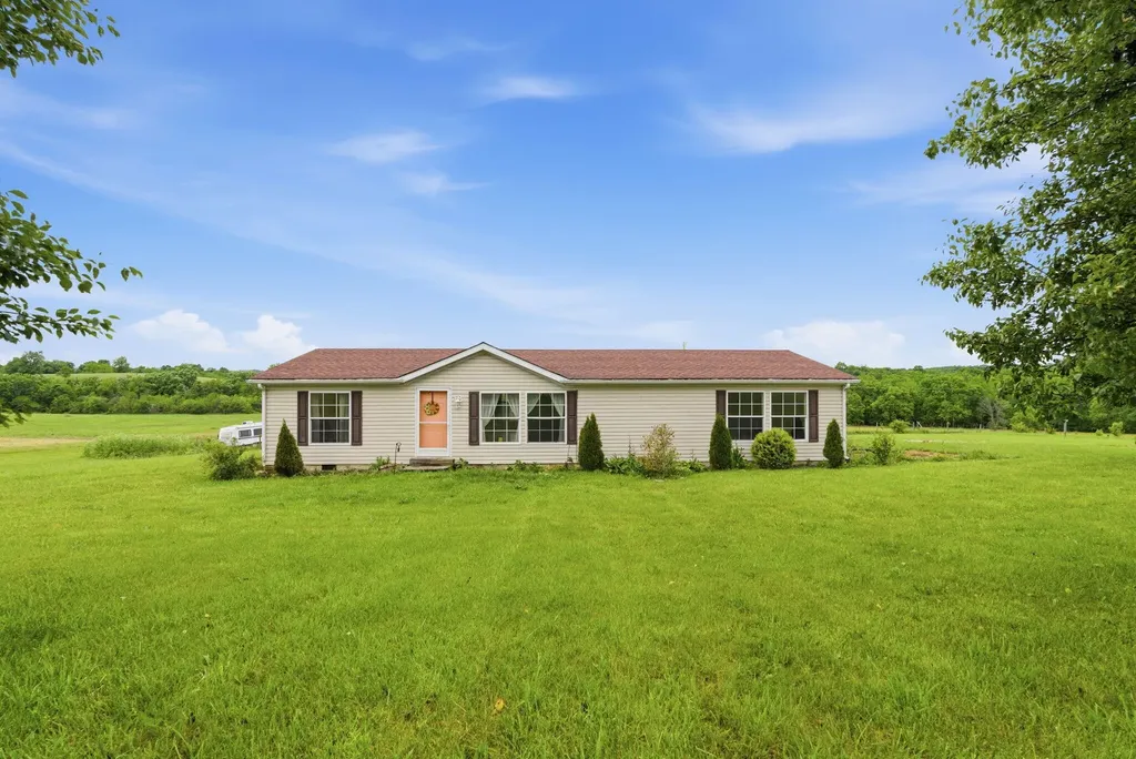 2138 W Kentucky 1842 Cynthiana KY 41031