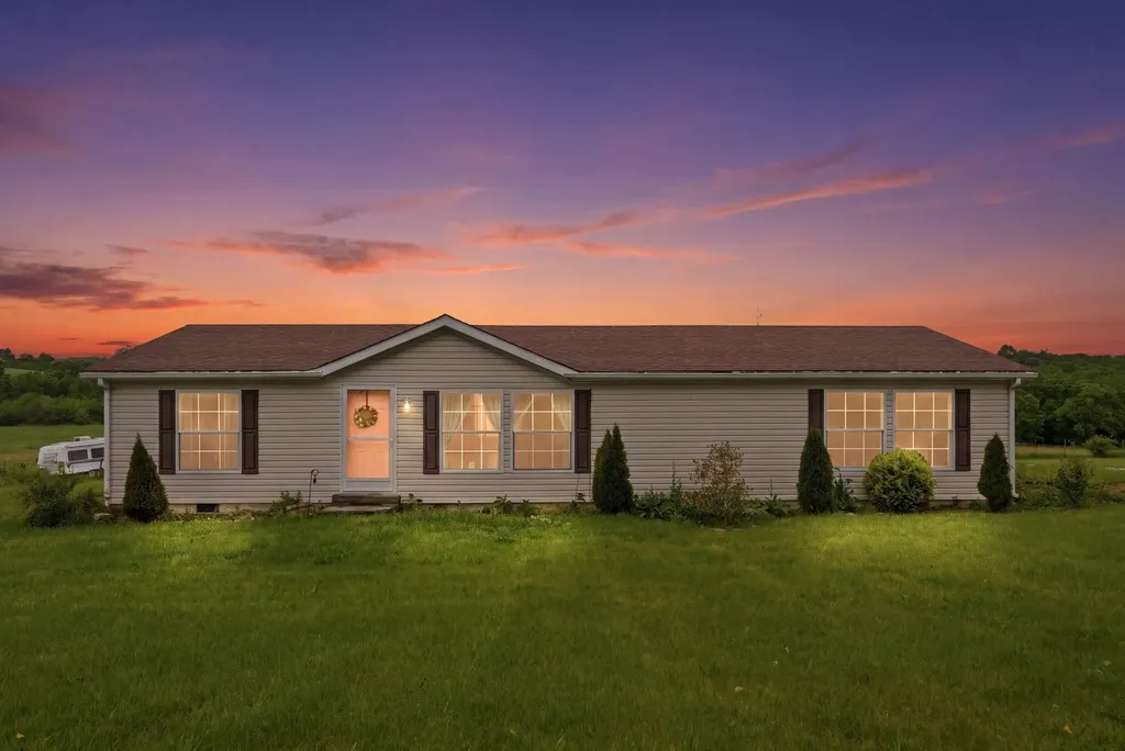 2138 W Kentucky 1842 Cynthiana KY 41031