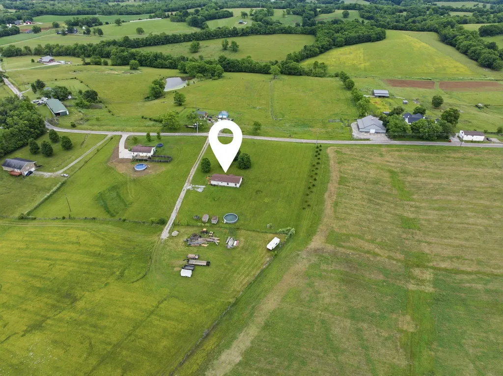 2138 W Kentucky 1842 Cynthiana KY 41031