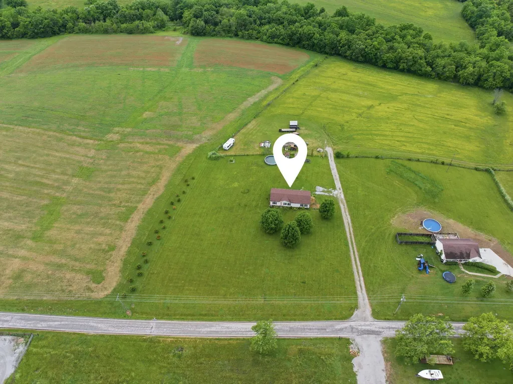2138 W Kentucky 1842 Cynthiana KY 41031