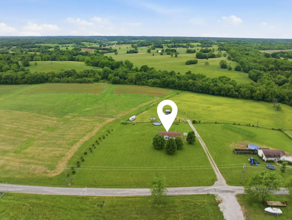 2138 W Kentucky 1842 Cynthiana KY 41031