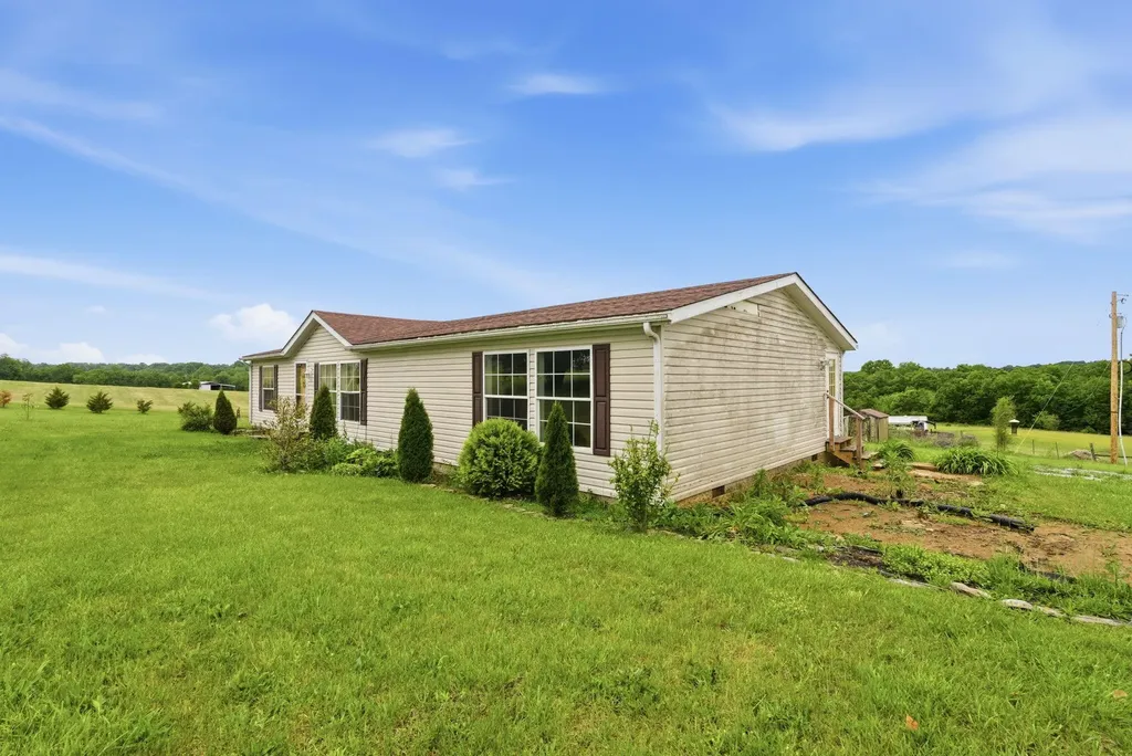 2138 W Kentucky 1842 Cynthiana KY 41031