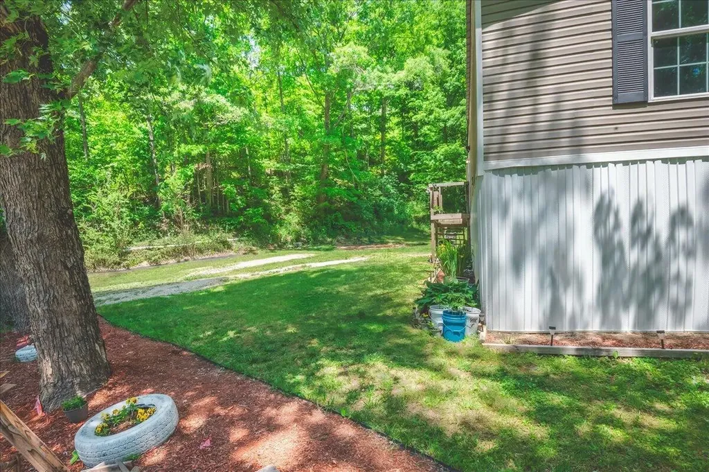 1380 State Highway 472 Manchester KY 40962