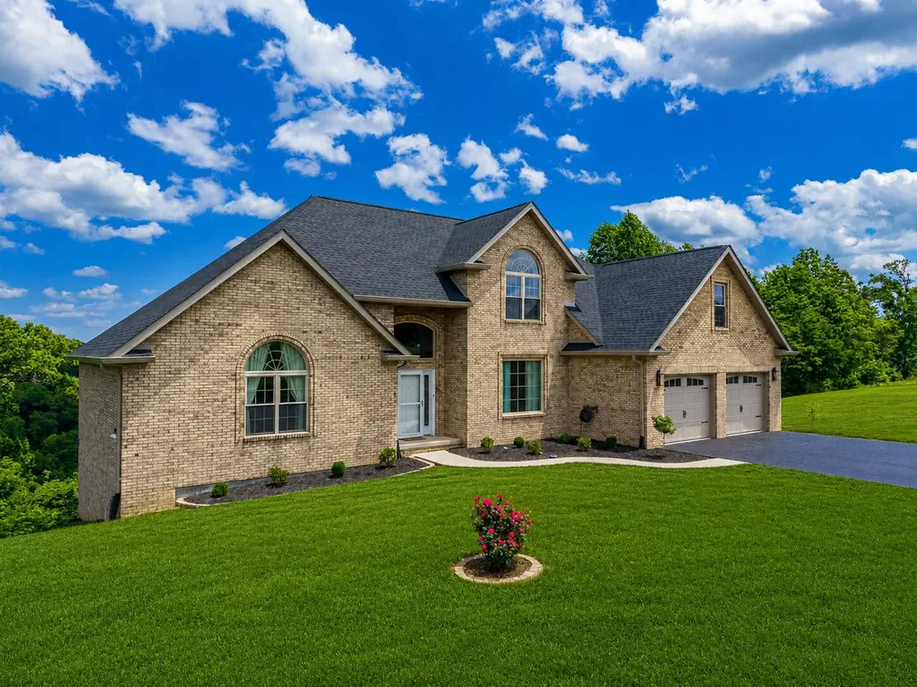 602 Knoll Lane Nancy KY 42544