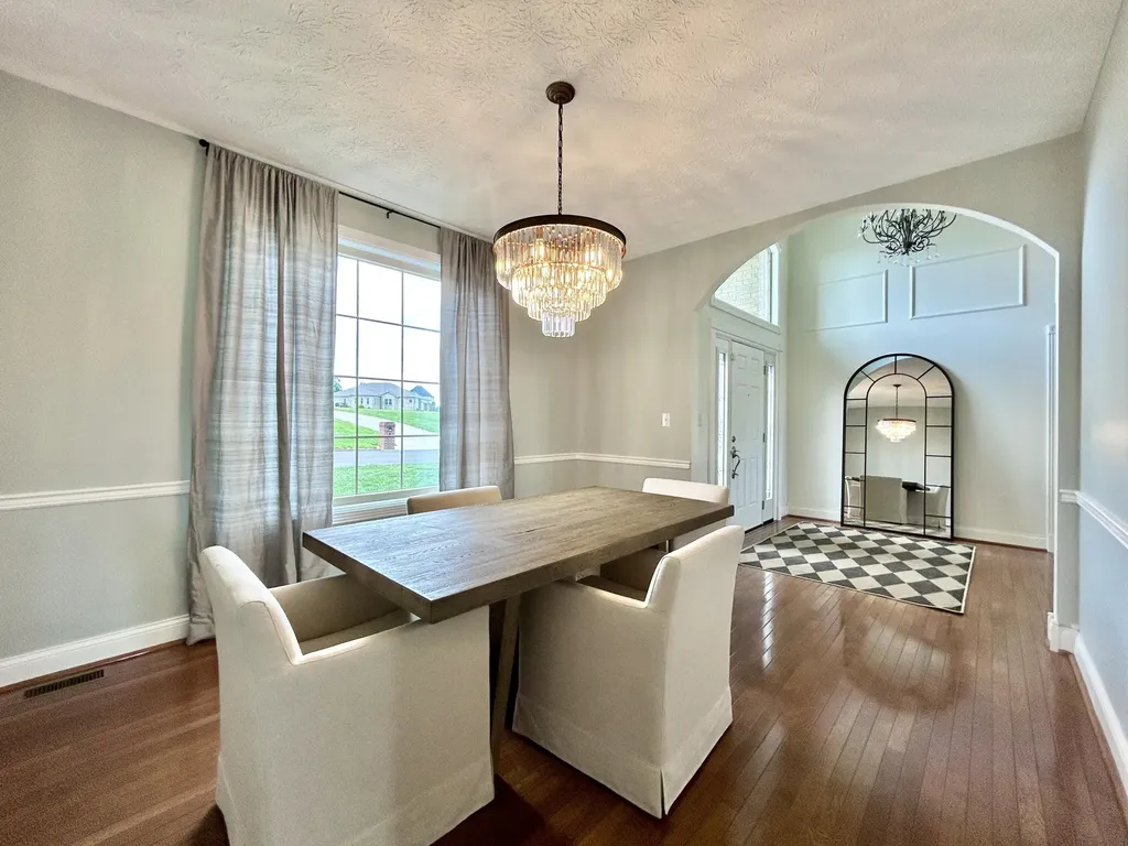 602 Knoll Lane Nancy KY 42544