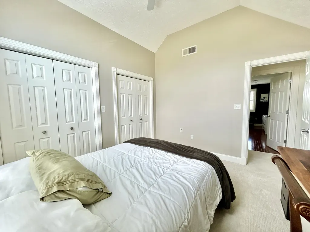 602 Knoll Lane Nancy KY 42544