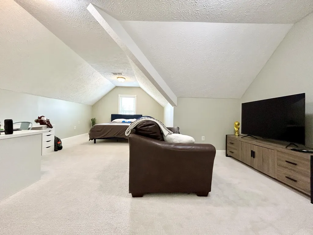 602 Knoll Lane Nancy KY 42544