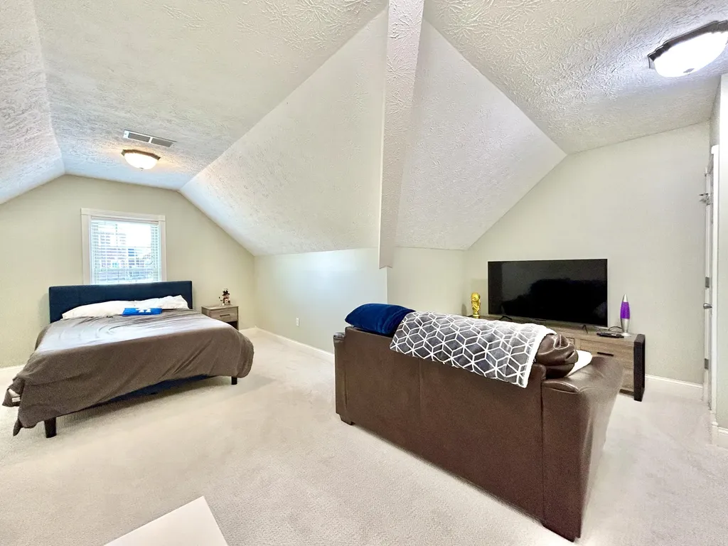 602 Knoll Lane Nancy KY 42544