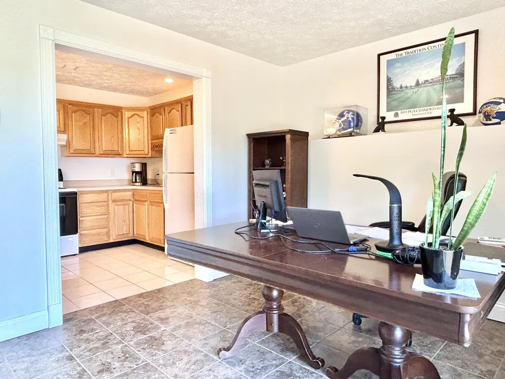 602 Knoll Lane Nancy KY 42544