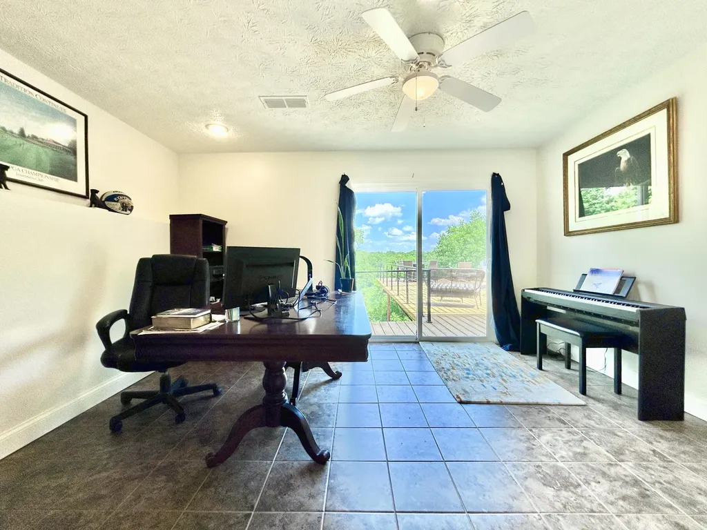 602 Knoll Lane Nancy KY 42544