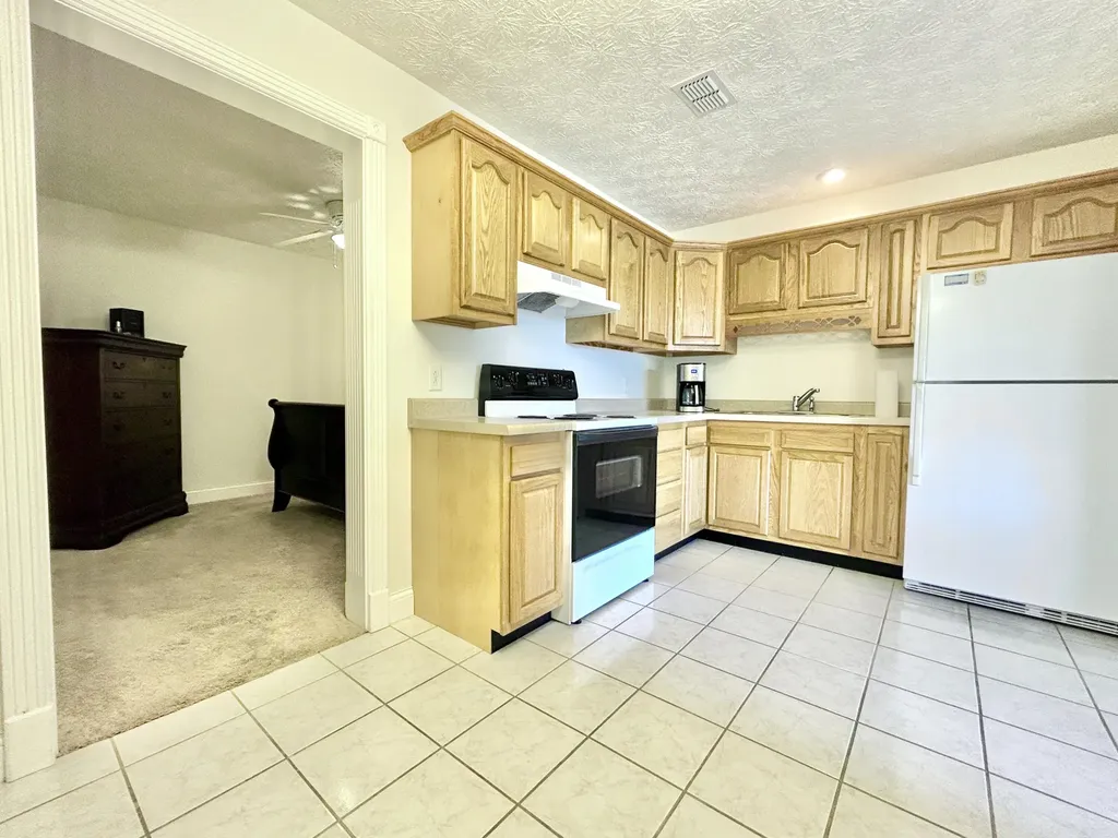 602 Knoll Lane Nancy KY 42544