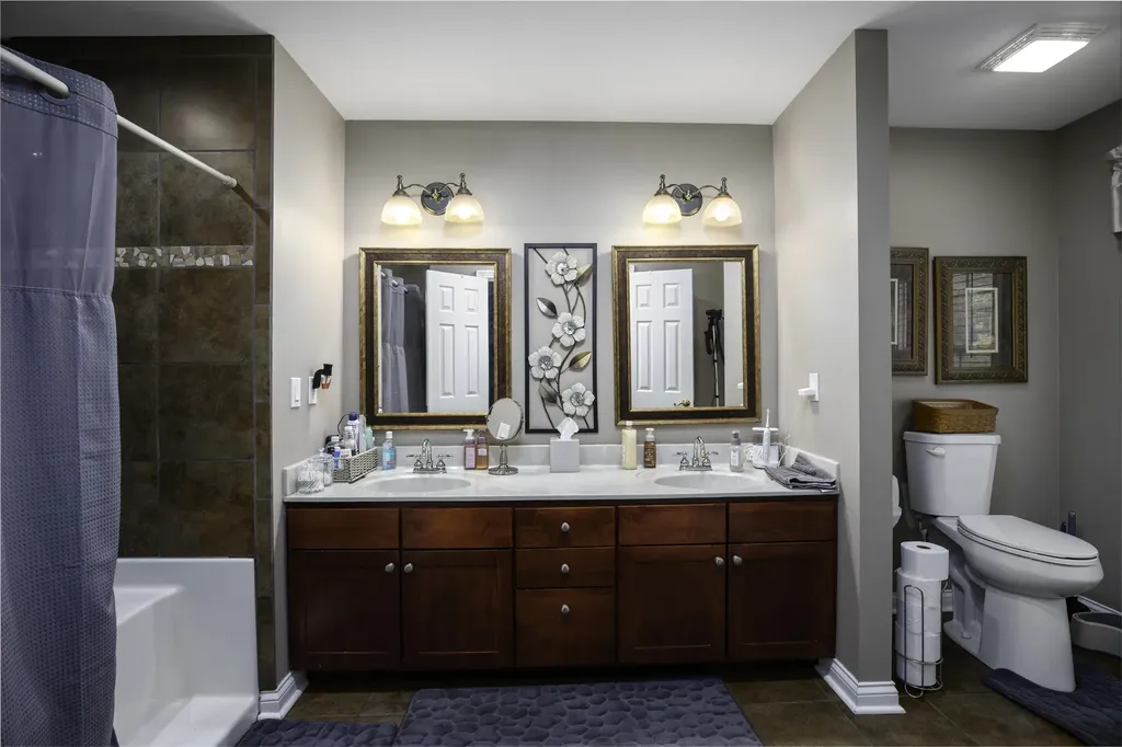 453 Gleneagles Way Versailles KY 40383