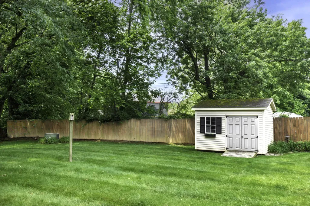 453 Gleneagles Way Versailles KY 40383