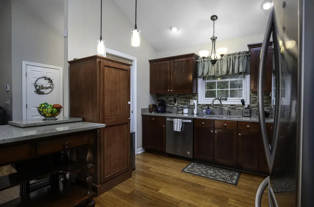 453 Gleneagles Way Versailles KY 40383
