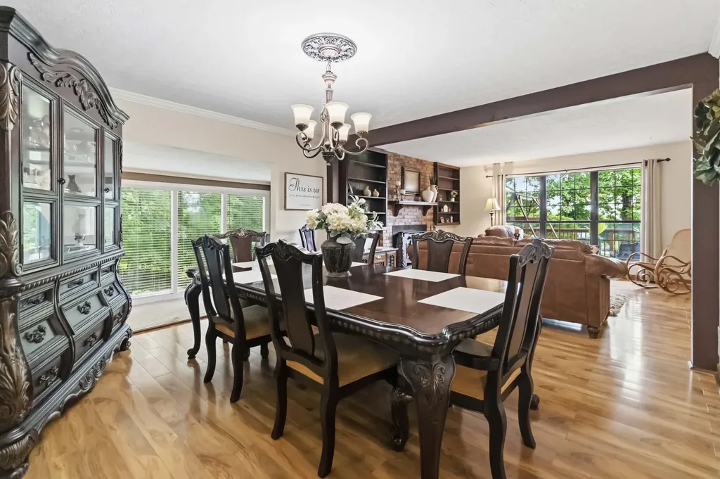 230 Whispering Oaks Drive Somerset KY 42503