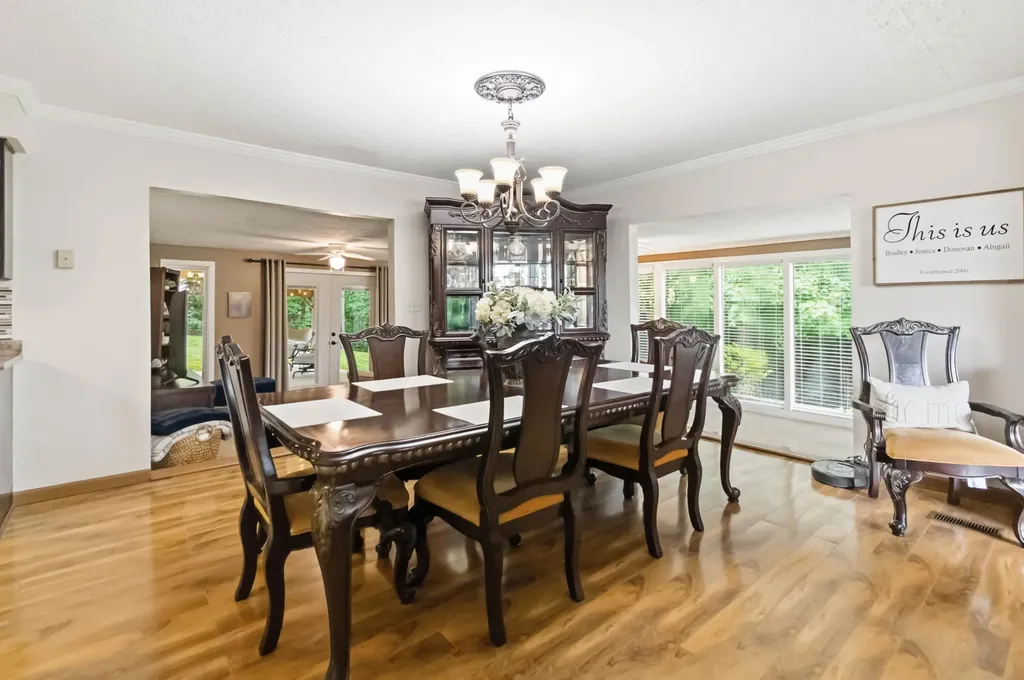 230 Whispering Oaks Drive Somerset KY 42503