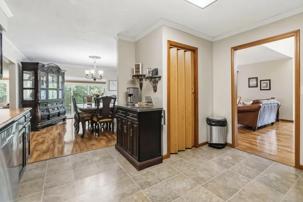 230 Whispering Oaks Drive Somerset KY 42503
