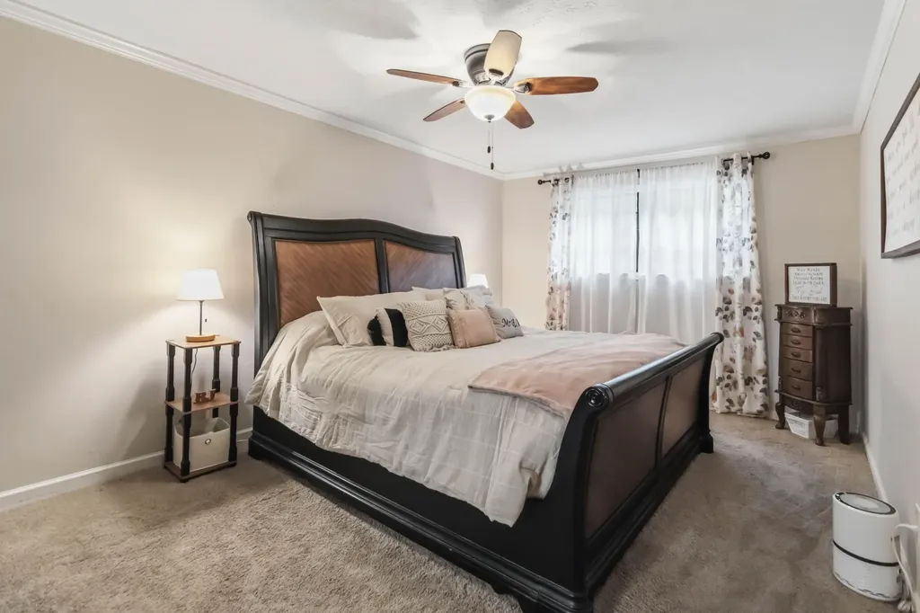 230 Whispering Oaks Drive Somerset KY 42503