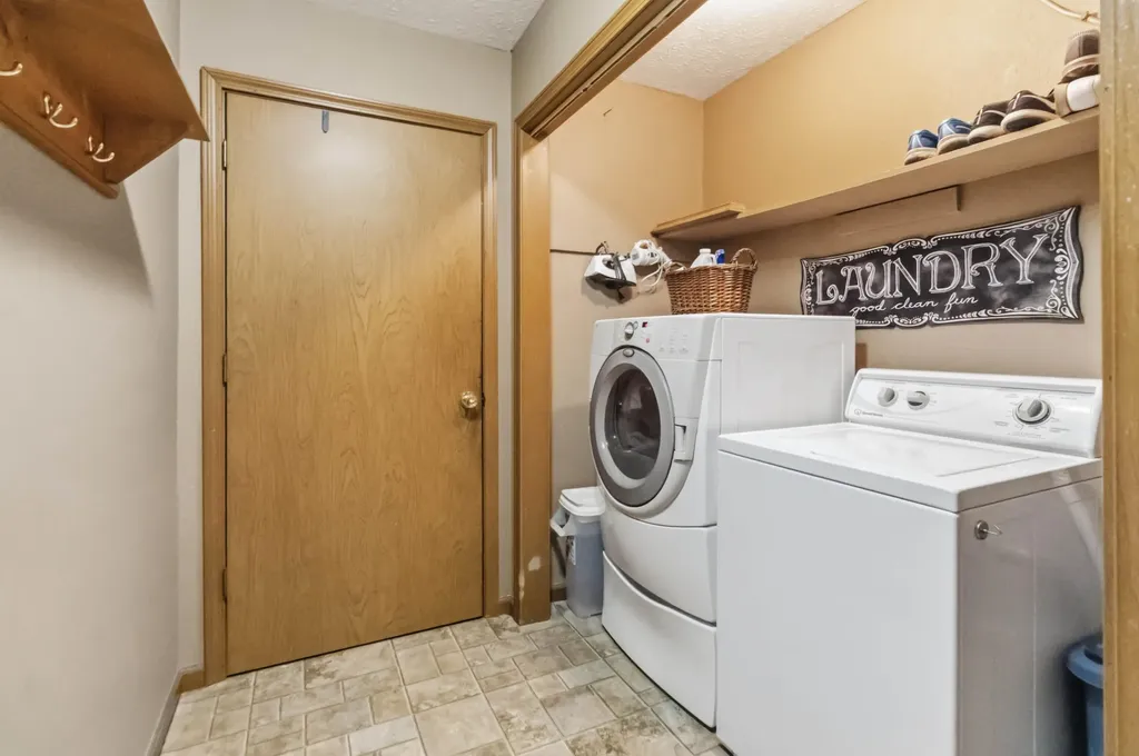 230 Whispering Oaks Drive Somerset KY 42503