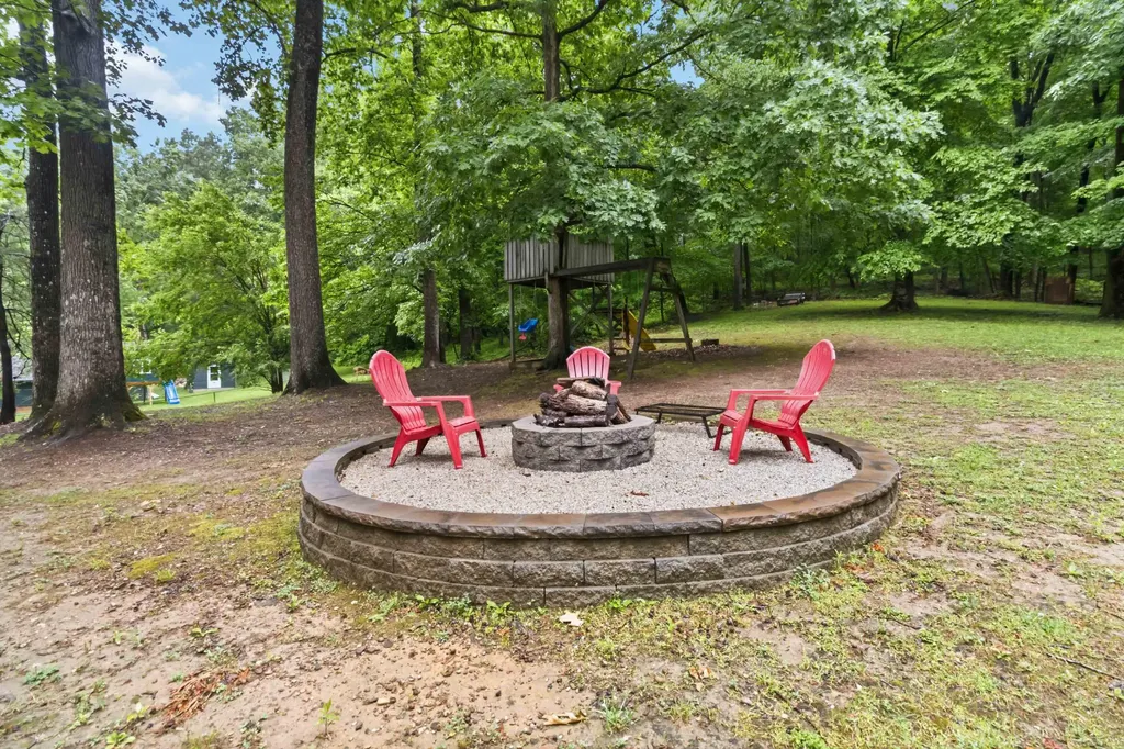 230 Whispering Oaks Drive Somerset KY 42503