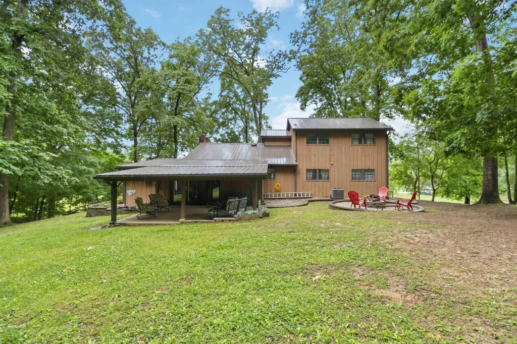 230 Whispering Oaks Drive Somerset KY 42503