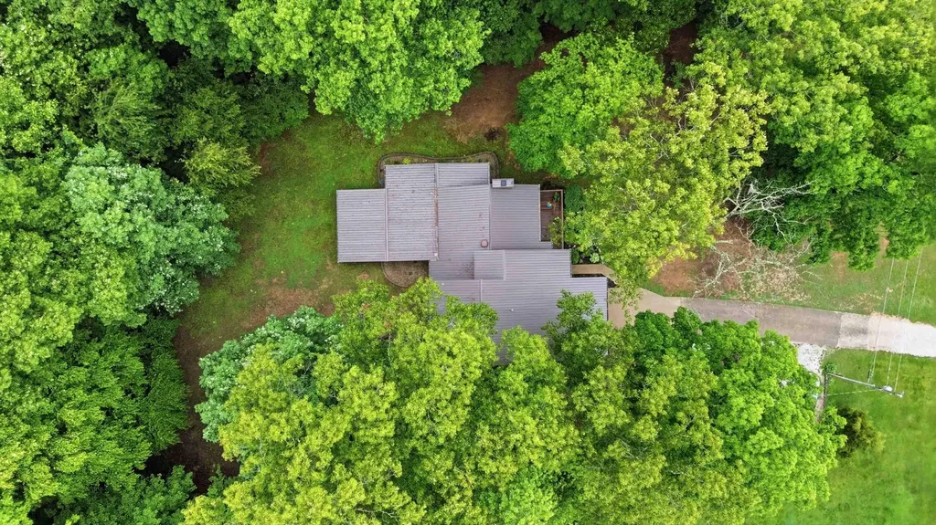 230 Whispering Oaks Drive Somerset KY 42503