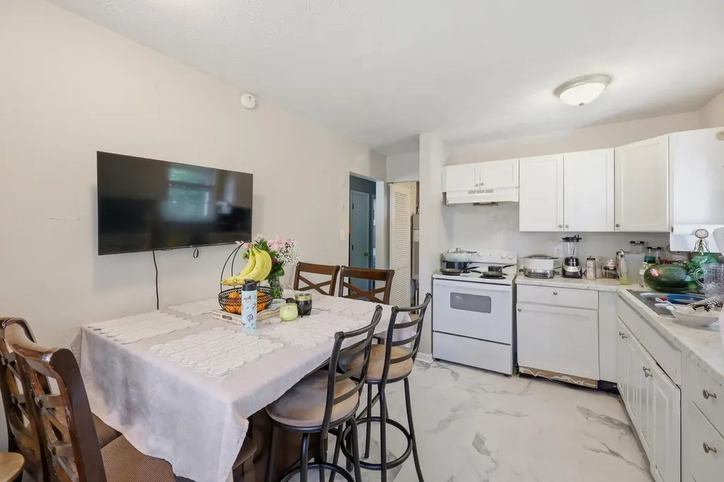 345 Larkwood Drive Lexington KY 40509